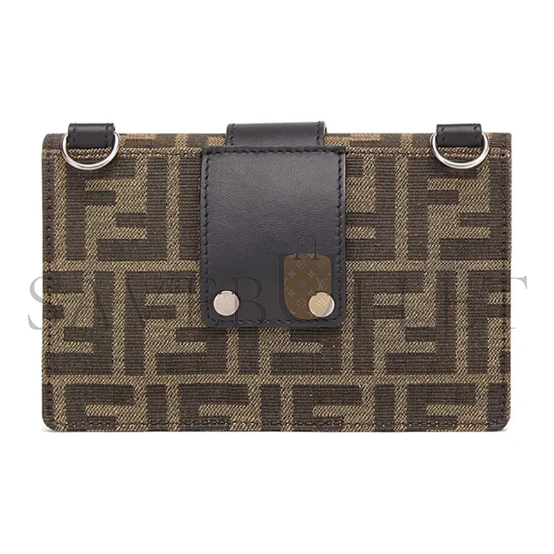 FENDI BAGUETTE CONVERTIBLE POUCH ZUCCA CANVAS BROWN 7M0295A9ZLF0L3T (17*10*2cm)